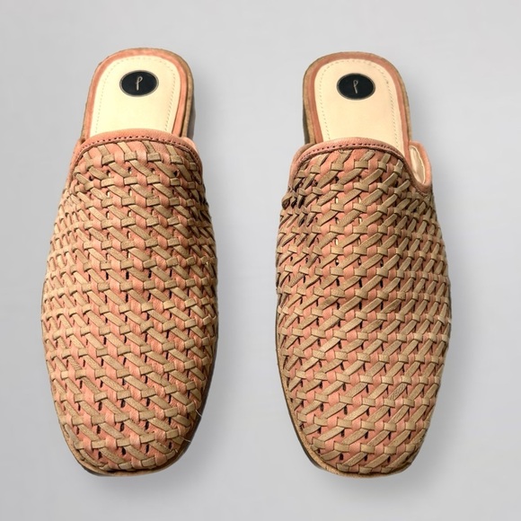 Journee Collection Women's Tan Woven Loafers Size 10 - Picture 3 of 7